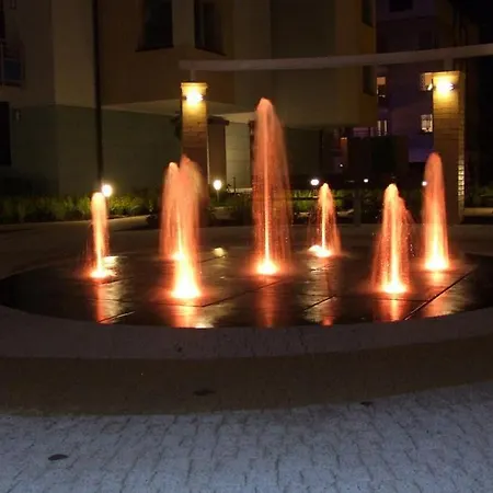 Zdrojowa West, Plaza, Promenada, Parking W Cenie Svinoústí